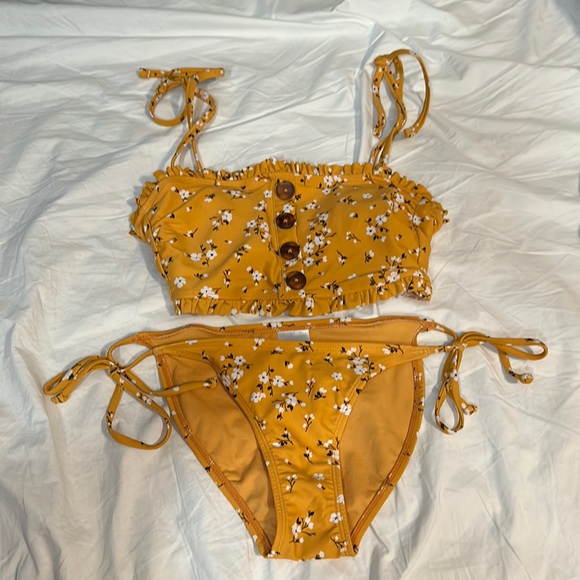 Two Piece Swim Suit - Picture 1 of 6